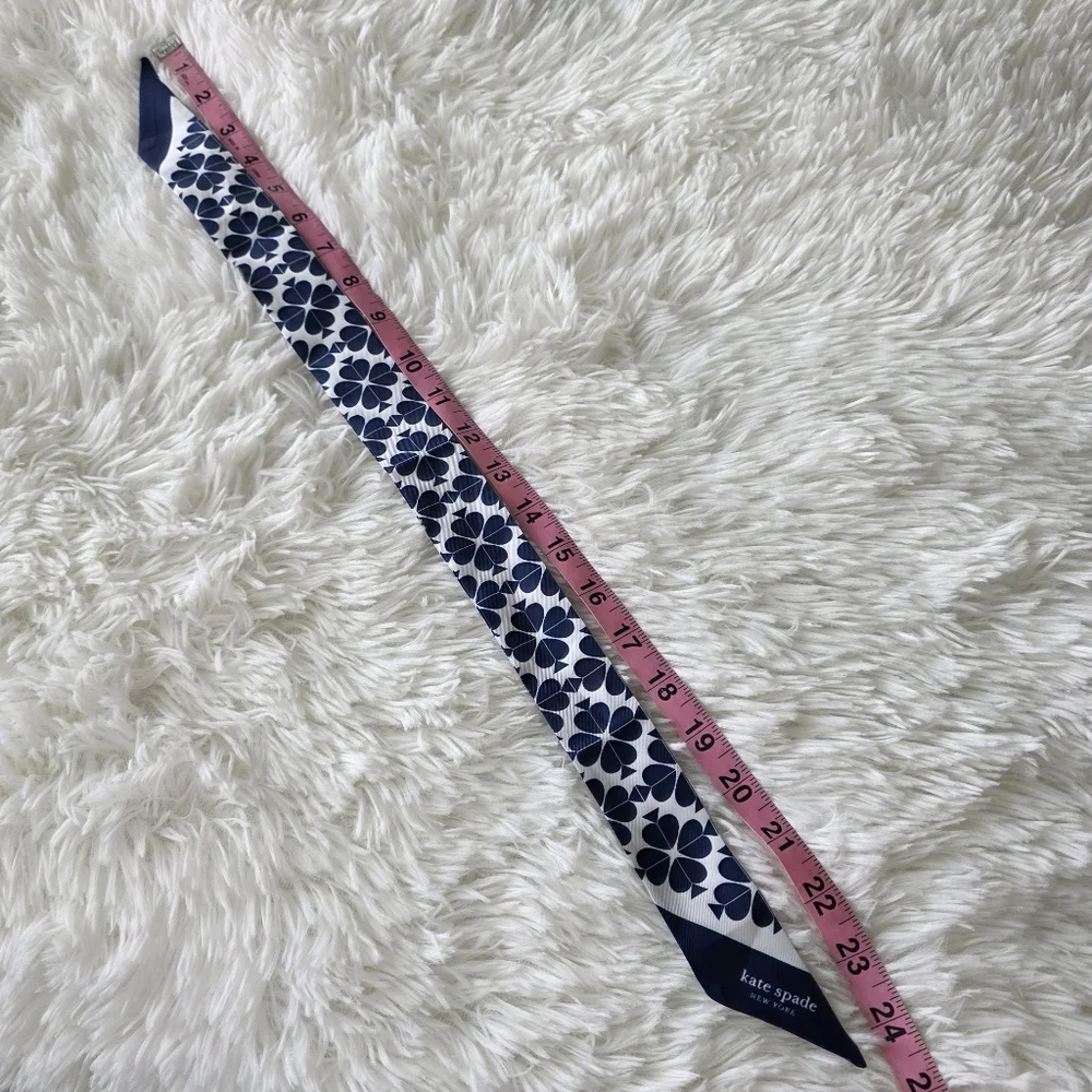 Kate Spade Blue And White Patterned Twilly - Picture 6 of 6